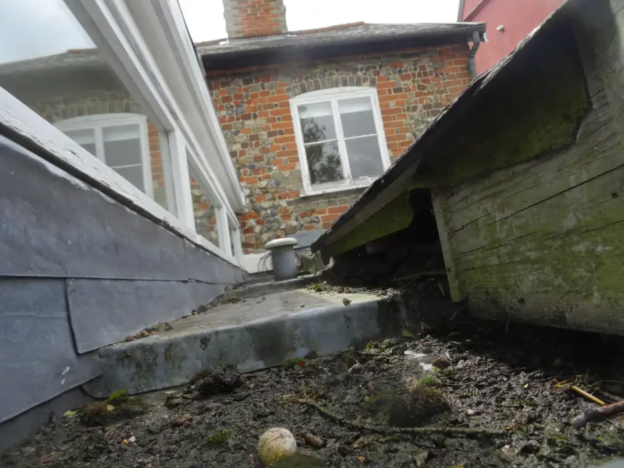 Roof slopes and flashings